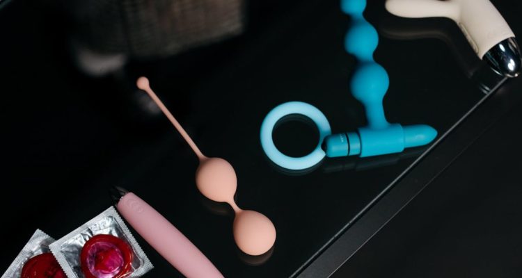 découvrez notre gamme de sex toys conçus pour stimuler votre plaisir et explorer de nouvelles sensations. que vous soyez débutant ou expérimenté, trouvez l'accessoire idéal pour pimenter votre vie intime et vivre des moments inoubliables.