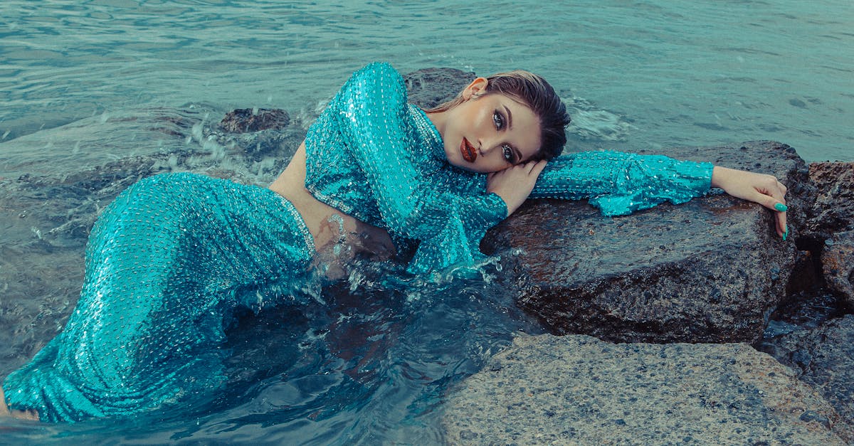 découvrez notre collection de robes aqua, idéales pour chaque occasion. avec des teintes apaisantes et élégantes, nos modèles sauront sublimer votre silhouette tout en vous offrant confort et style. optez pour une robe aqua pour un look frais et tendance.