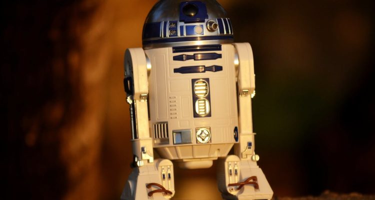 découvrez tout sur l’intelligence artificielle : définition, applications, avantages, enjeux éthiques et impact sur notre quotidien et l’avenir de la technologie.